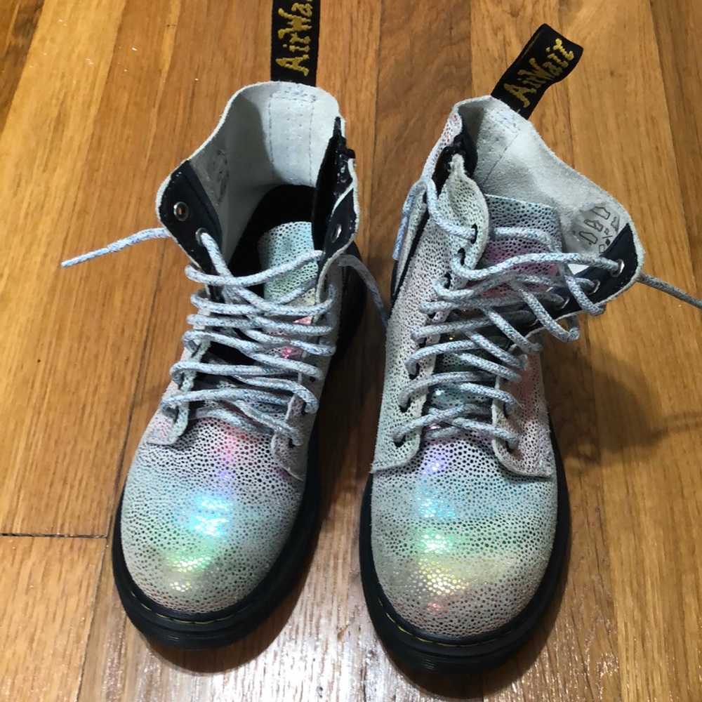 Dr Marten’s Ankle Boots Girls SZ US 1, EU 32